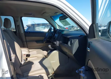 2016 Jeep Patriot Sport z USA, uszkodzony, nr VIN 1C4NJPBB1GD548487